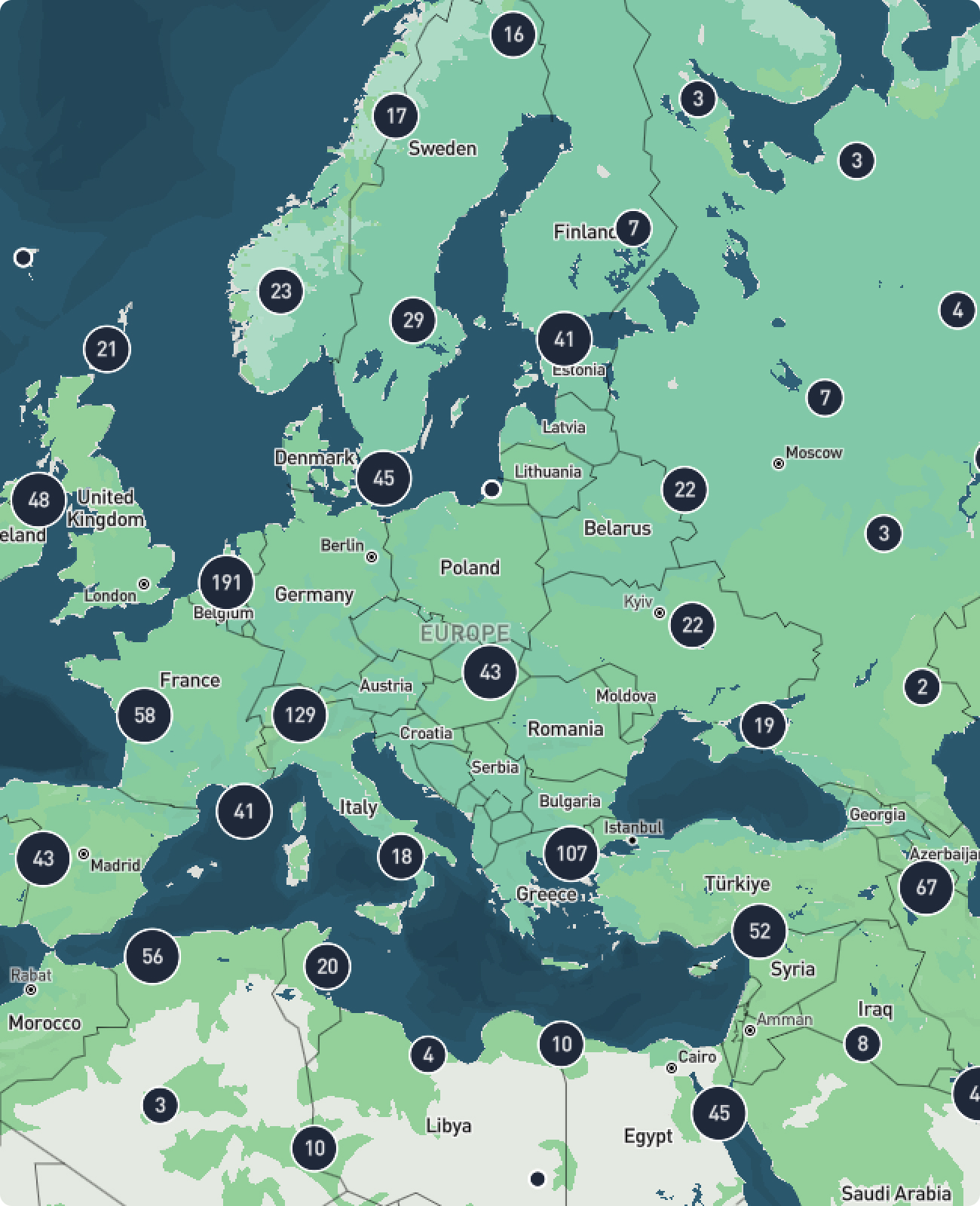 Global airports, plotted